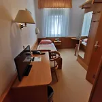 ホテル Haus Am Kurpark Garni