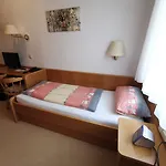 Haus Am Kurpark Garni バート・シュテーベン