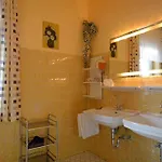 Haus Am Kurpark Garni ホテル バート・シュテーベン