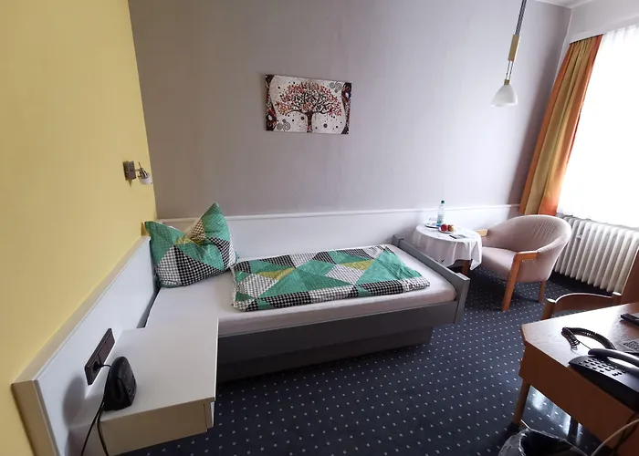 호텔 Haus Am Kurpark Garni 3*