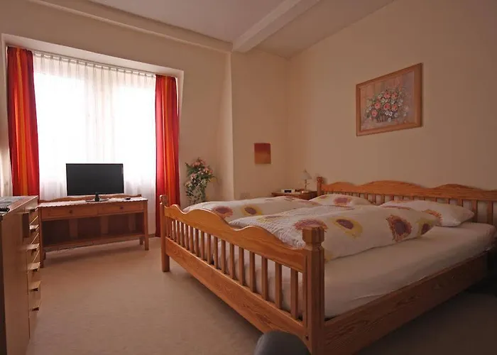 Haus Am Kurpark Garni 3* 바트스테벤