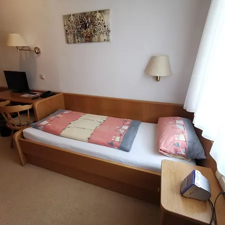 Haus Am Kurpark Garni Бад-Штебен