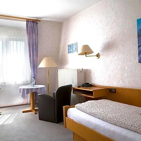 Haus Am Kurpark Garni 3*