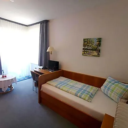 Haus Am Kurpark Garni Hotell Bad Steben