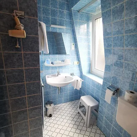 Hotel Haus Am Kurpark Garni 3*