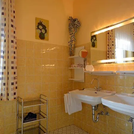 Haus Am Kurpark Garni Hotell Bad Steben