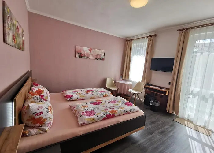 Haus Am Kurpark Garni Szálloda 3*